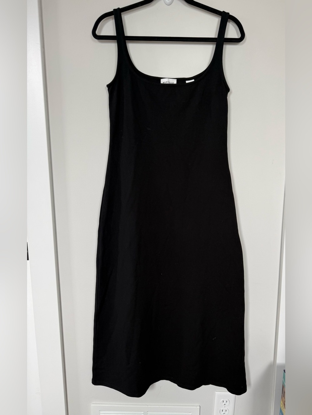 Classic Black Midi Dress with Scoop Neck